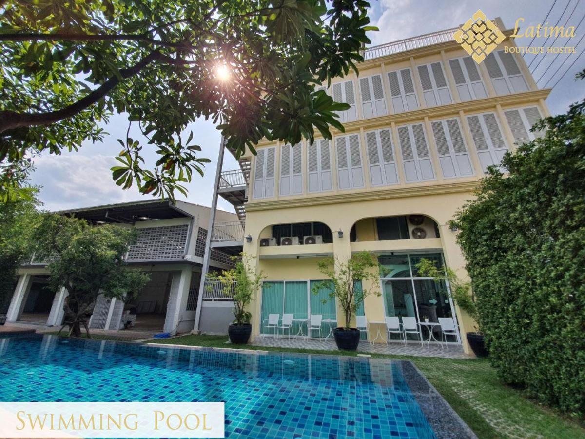 Latima Boutique Hostel Kanchanaburi Extérieur photo