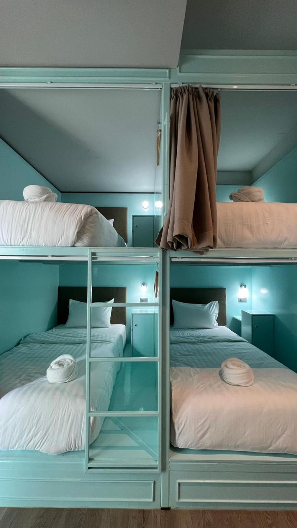 Latima Boutique Hostel Kanchanaburi Extérieur photo
