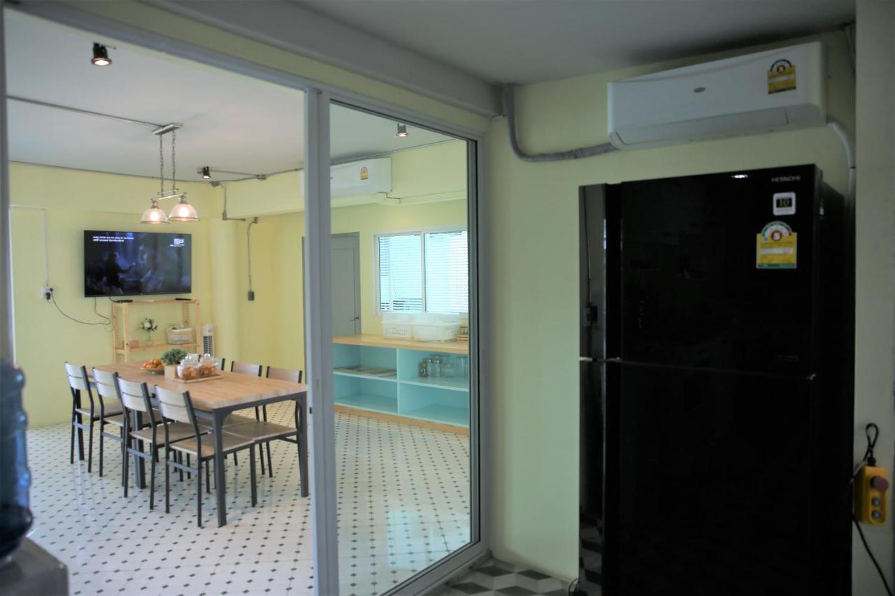 Latima Boutique Hostel Kanchanaburi Extérieur photo